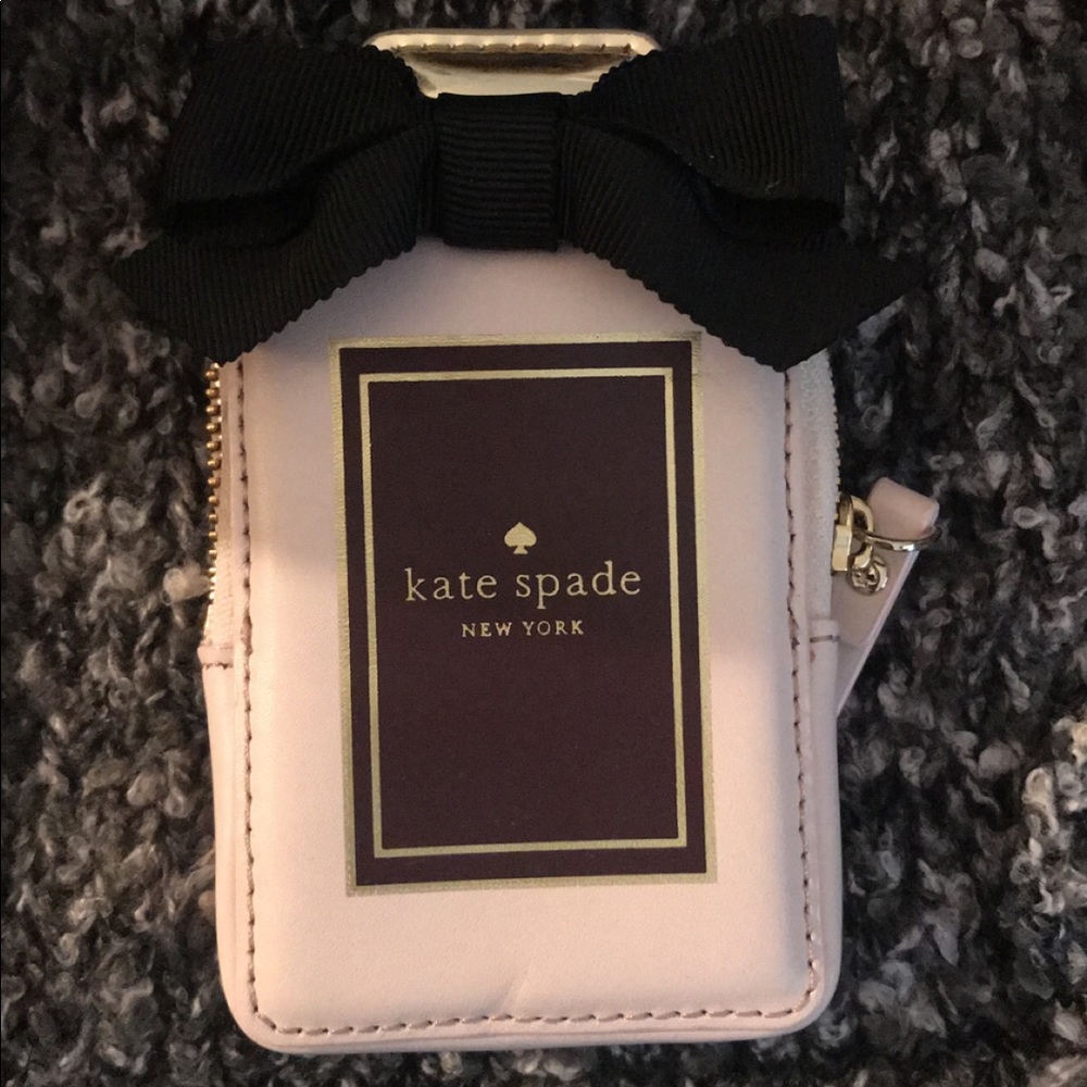 *SOLD* Kate Spade Coin Case